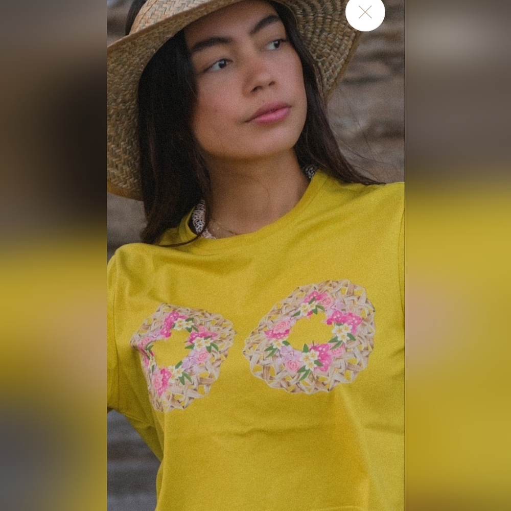 Coco Kealohi -crop tee